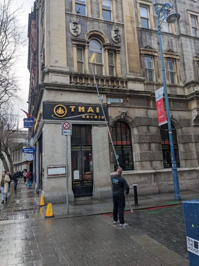 exterior building cleaning