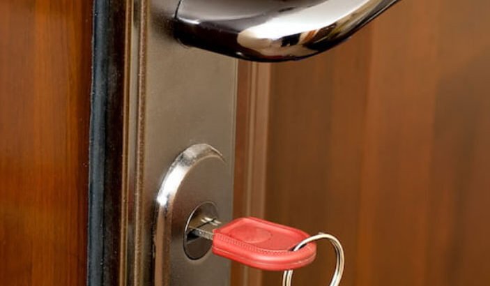 Commercial Door Lock Replacement