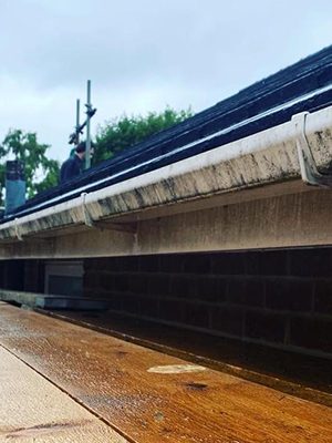 Roofing contractor